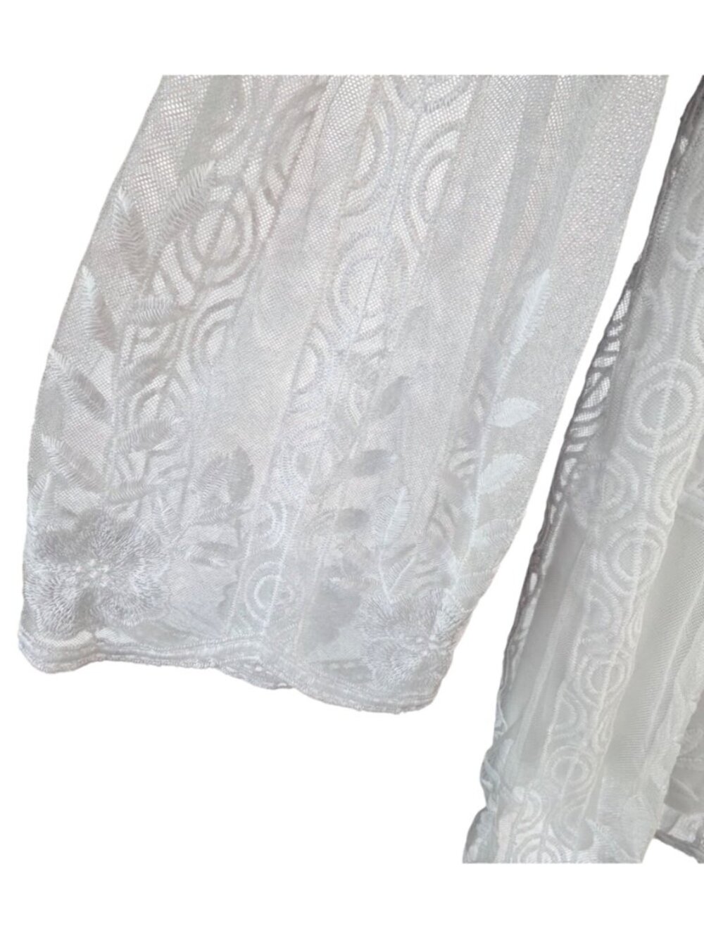 Southern Fried Chics Medium White Lace V-Neck Dress Bell Sleeves & Embroidered - Picture 10 of 14